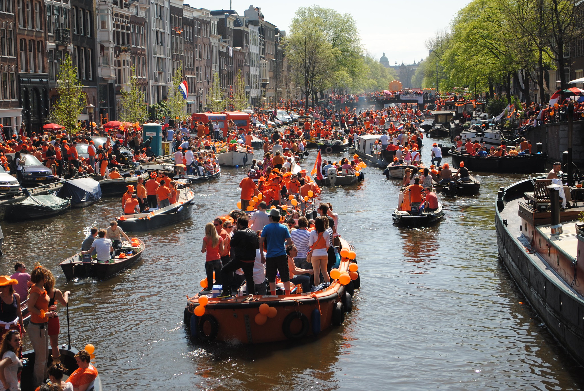 King's Day on the Amsterdam canals